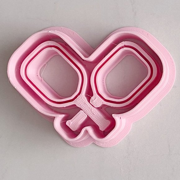3D Printed 4" Pickleball Crossed Paddles Cookie Cutter - Picture 2 of 3